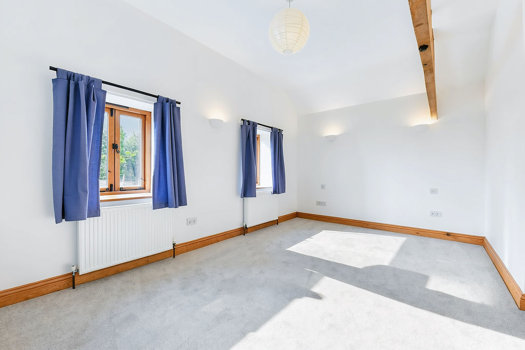 Bedroom- click for photo gallery